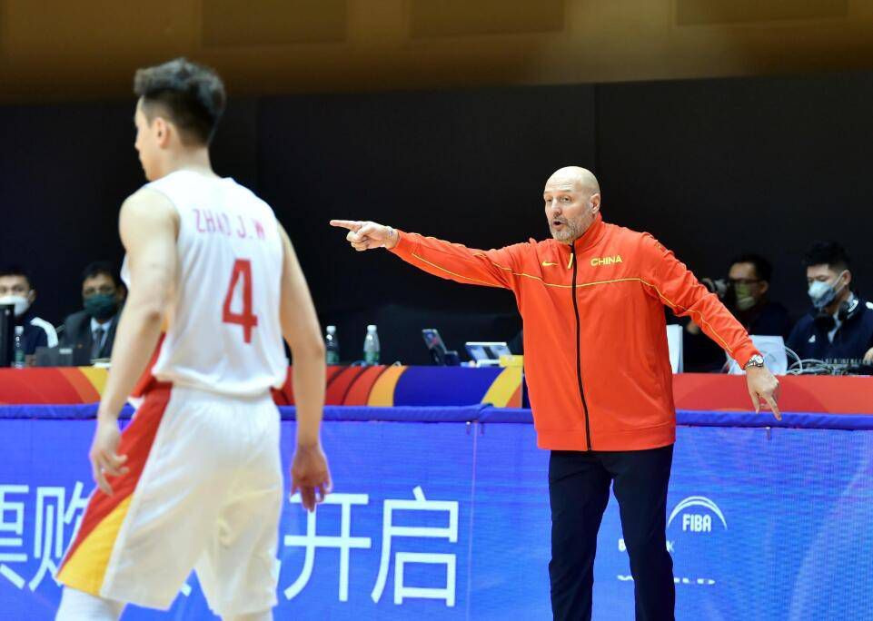 随着全球经济一体化融合加速，各个领域的中外商务活动日益频繁，对语言服务的需求逐步递增，为了满足日益多元化的需求和更为频繁的语言服务，传神语联网提高了在高新技术上的研发力度，正是新技术的开发应用驱动了语言服务发生翻天覆地的变化
